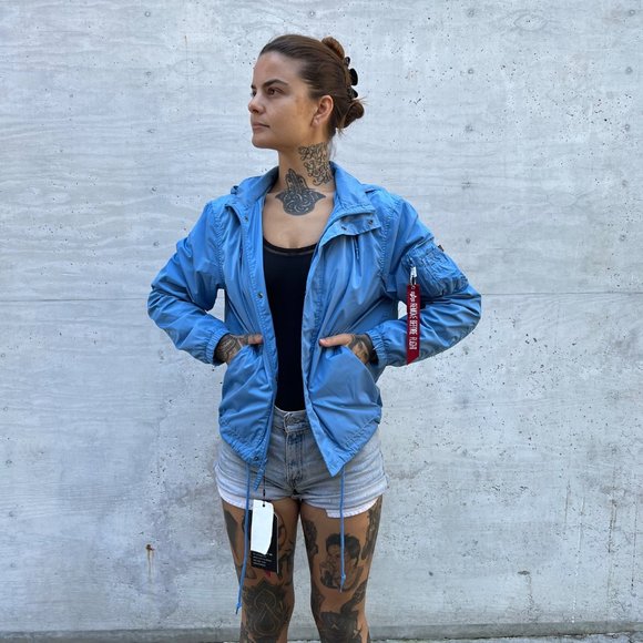 ALPHA INDUSTRIES/NWT Nylon G.I. Utility Jacket in Blue - Picture 2 of 10